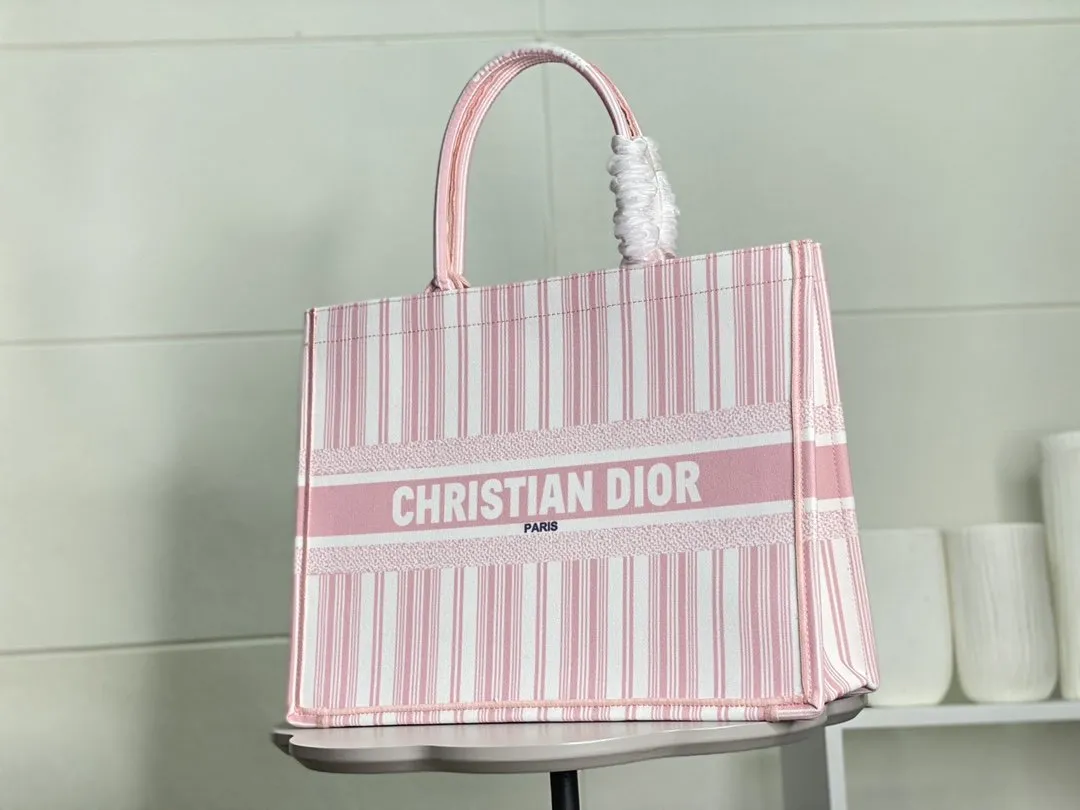 Designer Handbags DR 118