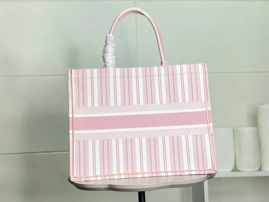 Designer Handbags DR 118