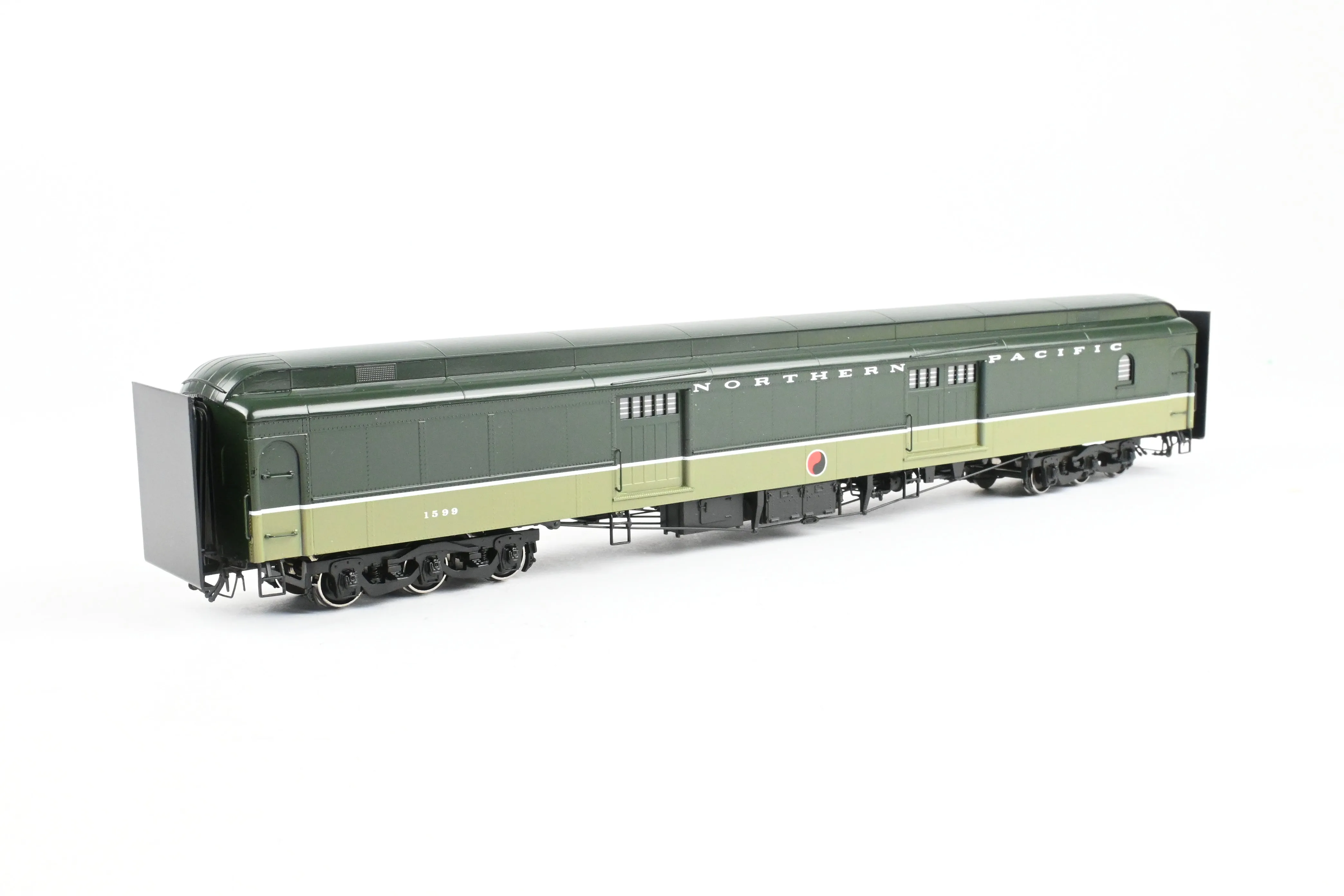 HO Brass W&R Enterprises NP - Northern Pacific Truss Rod Baggage Car Factory Painted "Loewy"  No. 1599