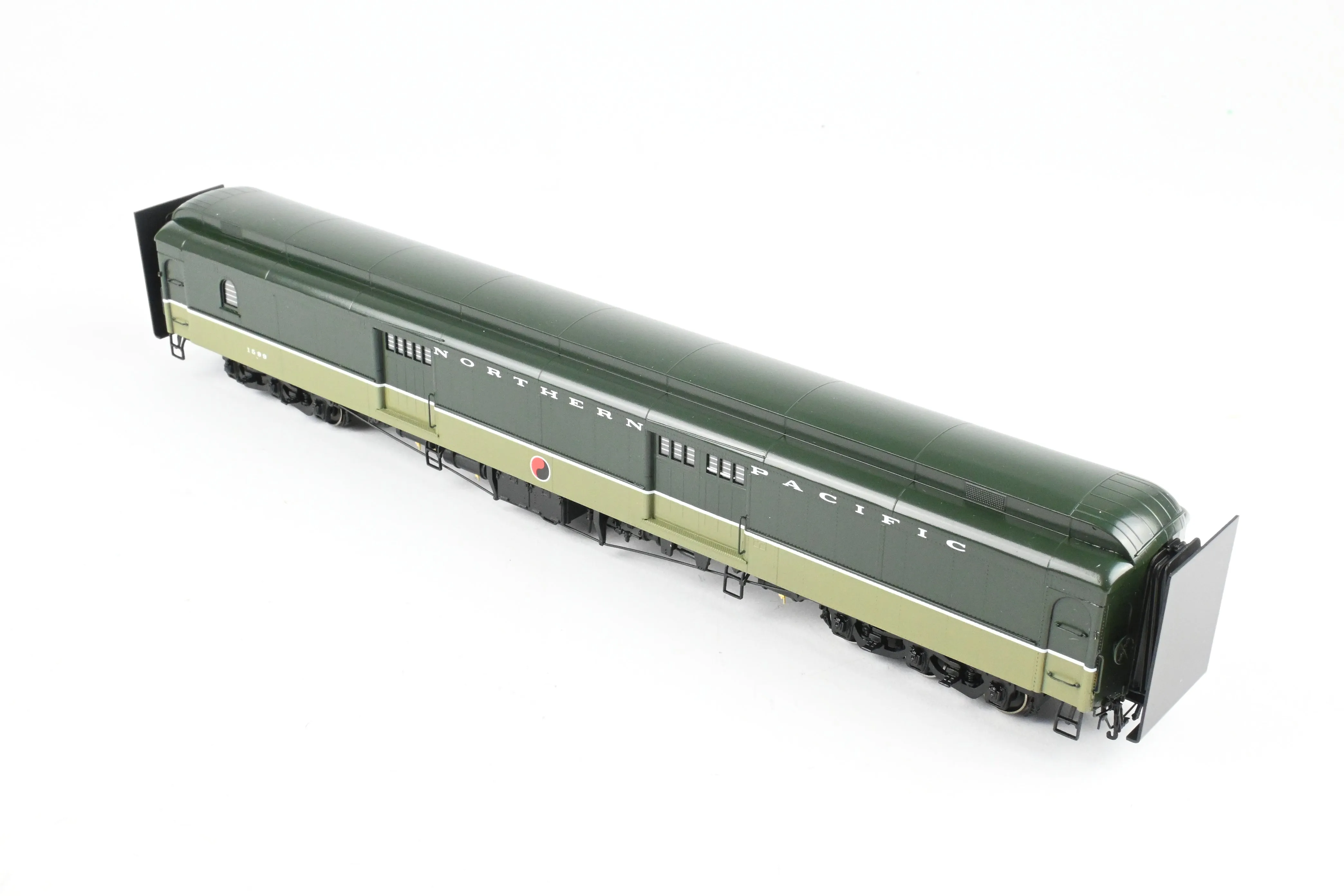 HO Brass W&R Enterprises NP - Northern Pacific Truss Rod Baggage Car Factory Painted "Loewy"  No. 1599