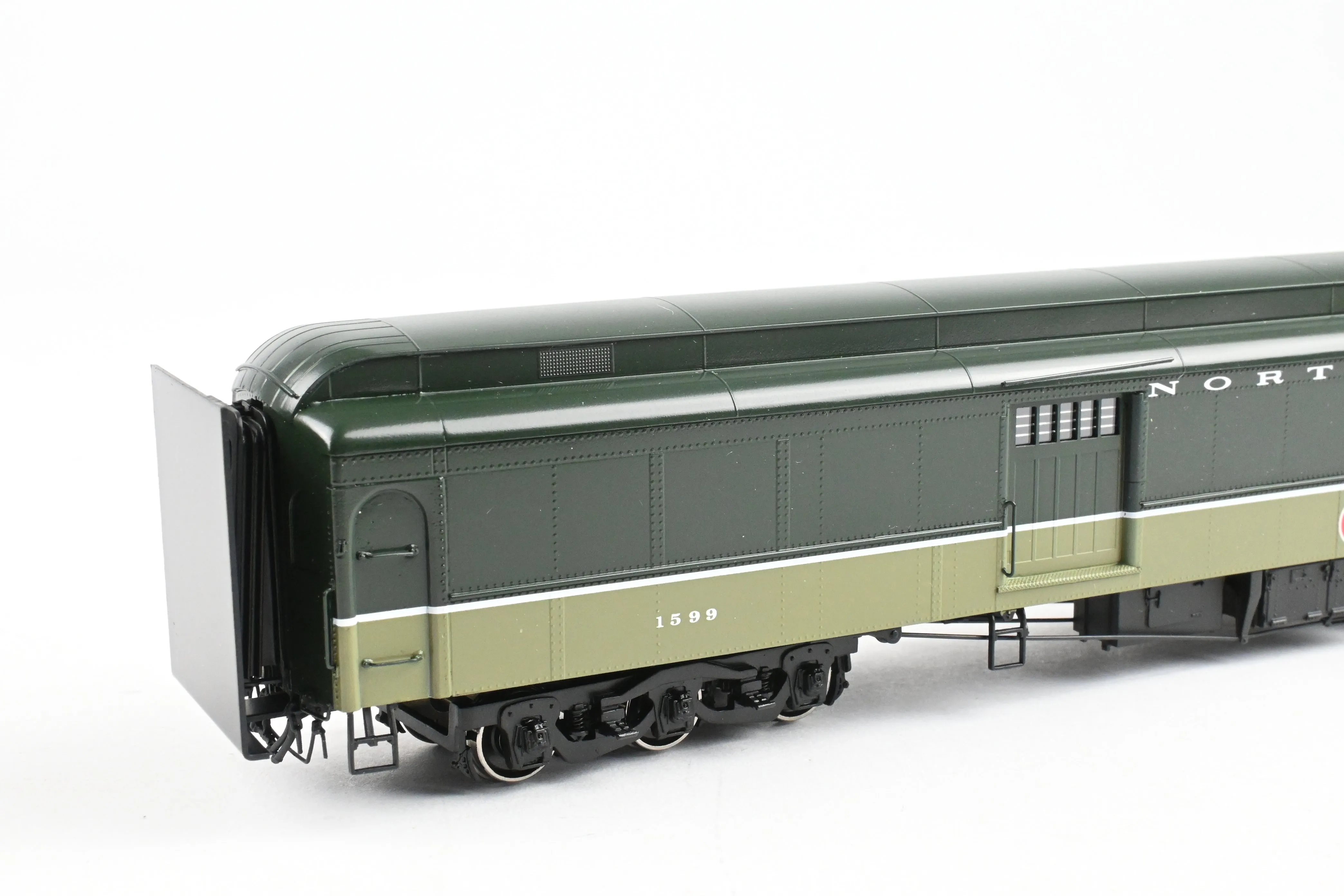 HO Brass W&R Enterprises NP - Northern Pacific Truss Rod Baggage Car Factory Painted "Loewy"  No. 1599