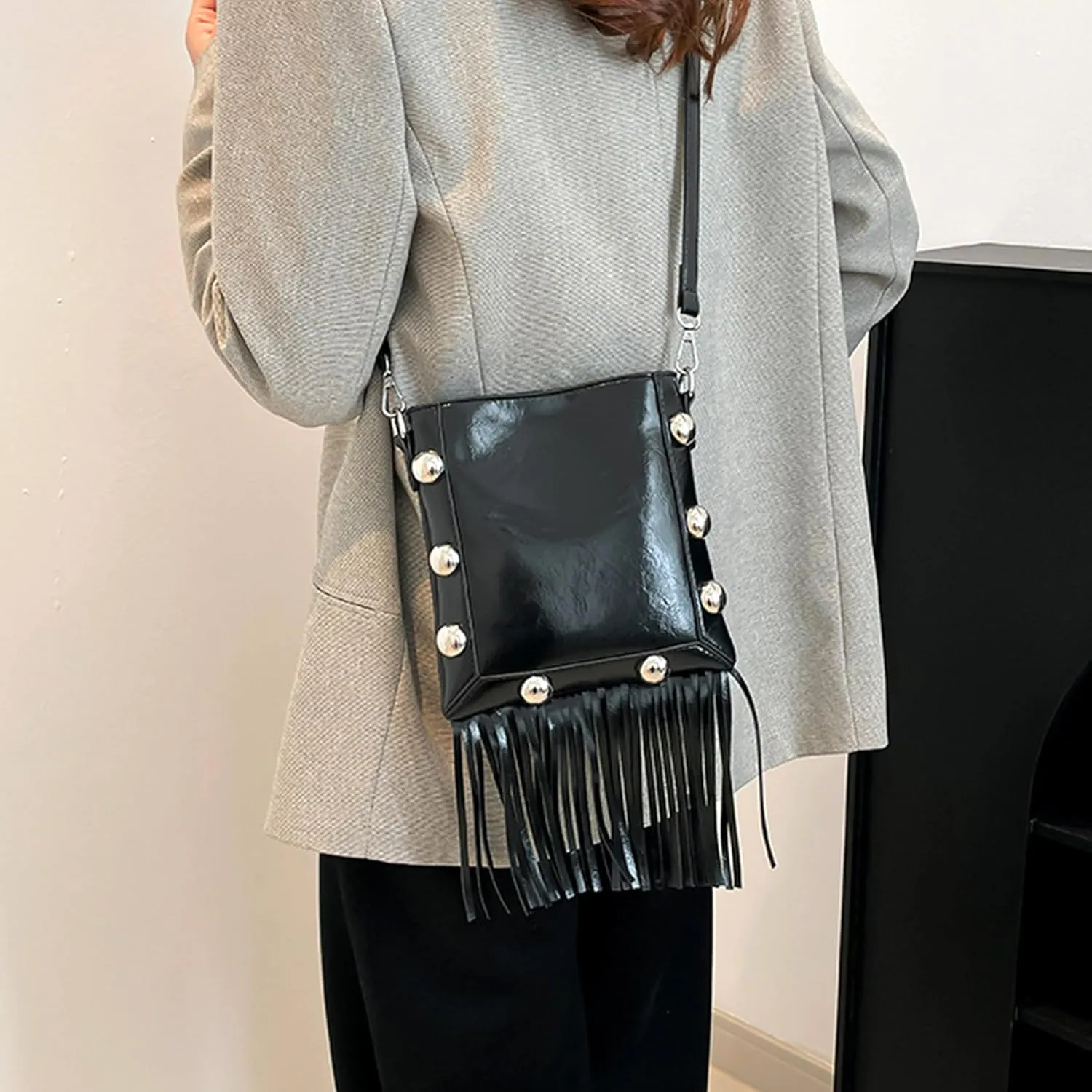 Hoce Womens Leather Fringe Messenger Bag Large Hobo Crossbody Tassel Shoulder Bags, Gift for Mom Wife Girlfriend