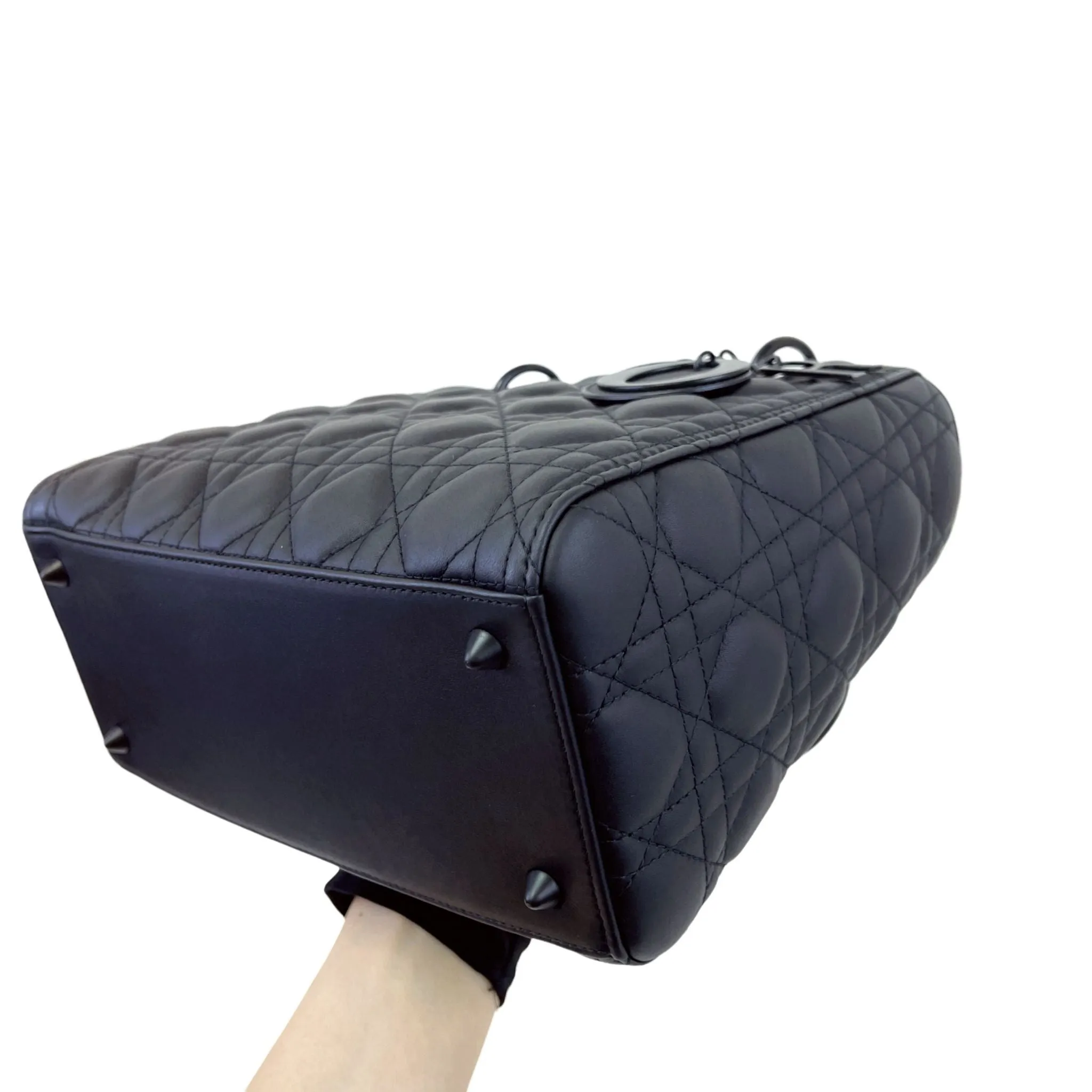 Lady Dior Medium Black Ultramatte
