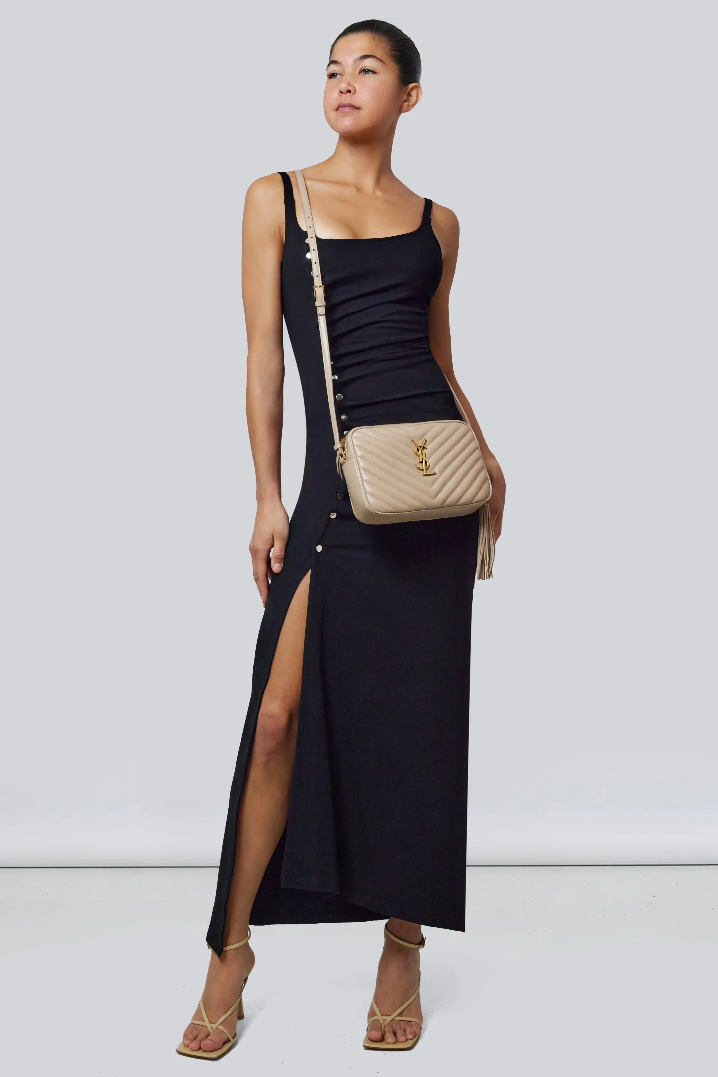 LOU QUILTED CAMERA BAG | DARK BEIGE/GOLD