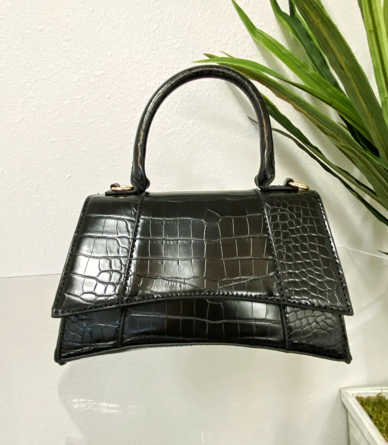 The Hourglass Bag (Various Colors)